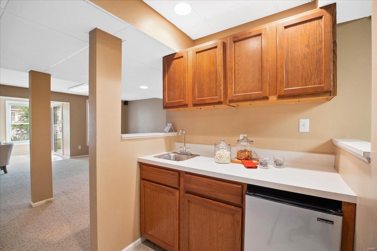 Ballwin, Missouri 63021, United States, 5 Bedrooms Bedrooms, ,4 BathroomsBathrooms,Residential,Pending,118262