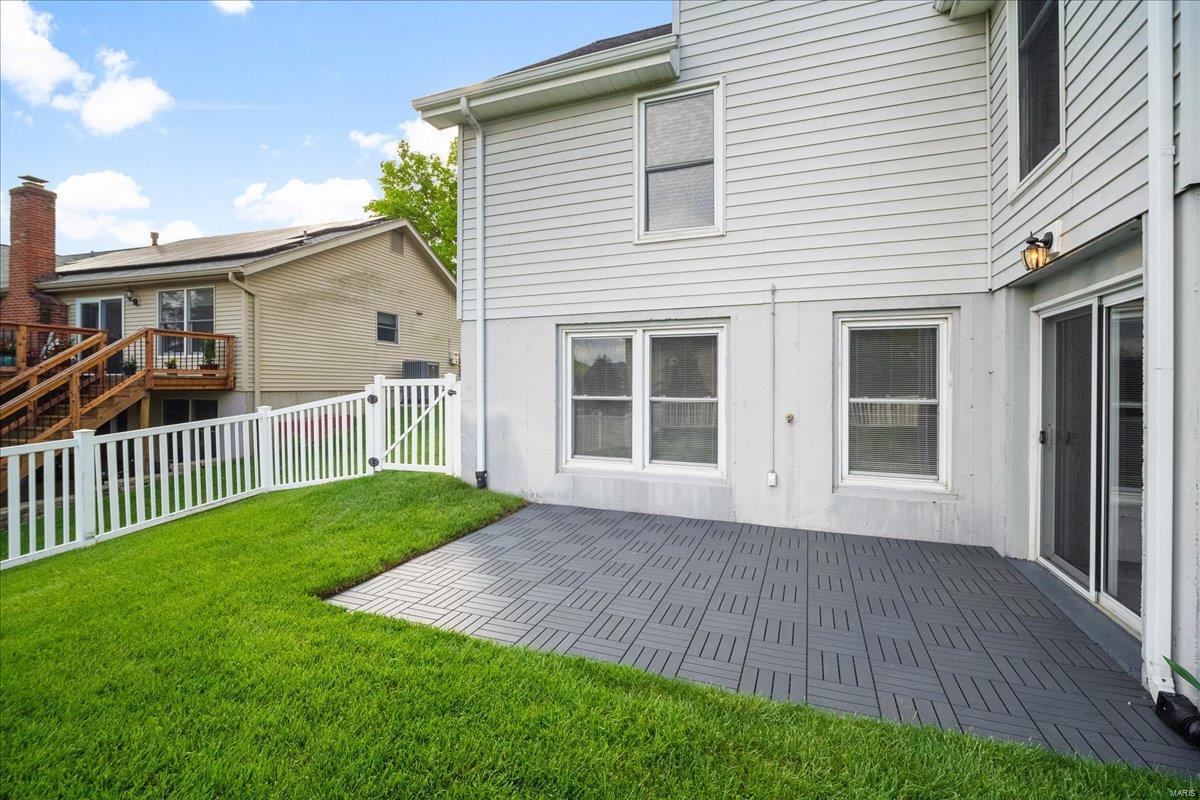 Ballwin, Missouri 63021, United States, 5 Bedrooms Bedrooms, ,4 BathroomsBathrooms,Residential,Pending,118262