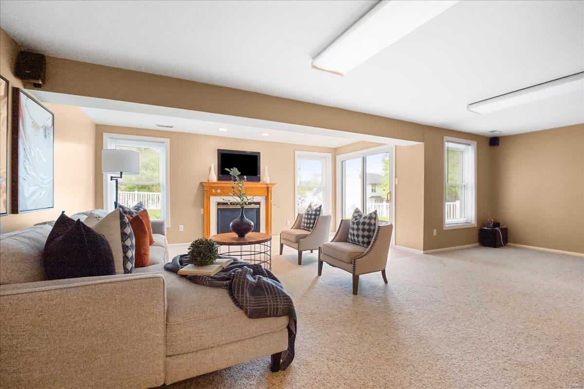 Ballwin, Missouri 63021, United States, 5 Bedrooms Bedrooms, ,4 BathroomsBathrooms,Residential,Pending,118262