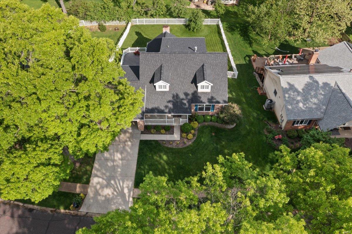 Ballwin, Missouri 63021, United States, 5 Bedrooms Bedrooms, ,4 BathroomsBathrooms,Residential,Pending,118262