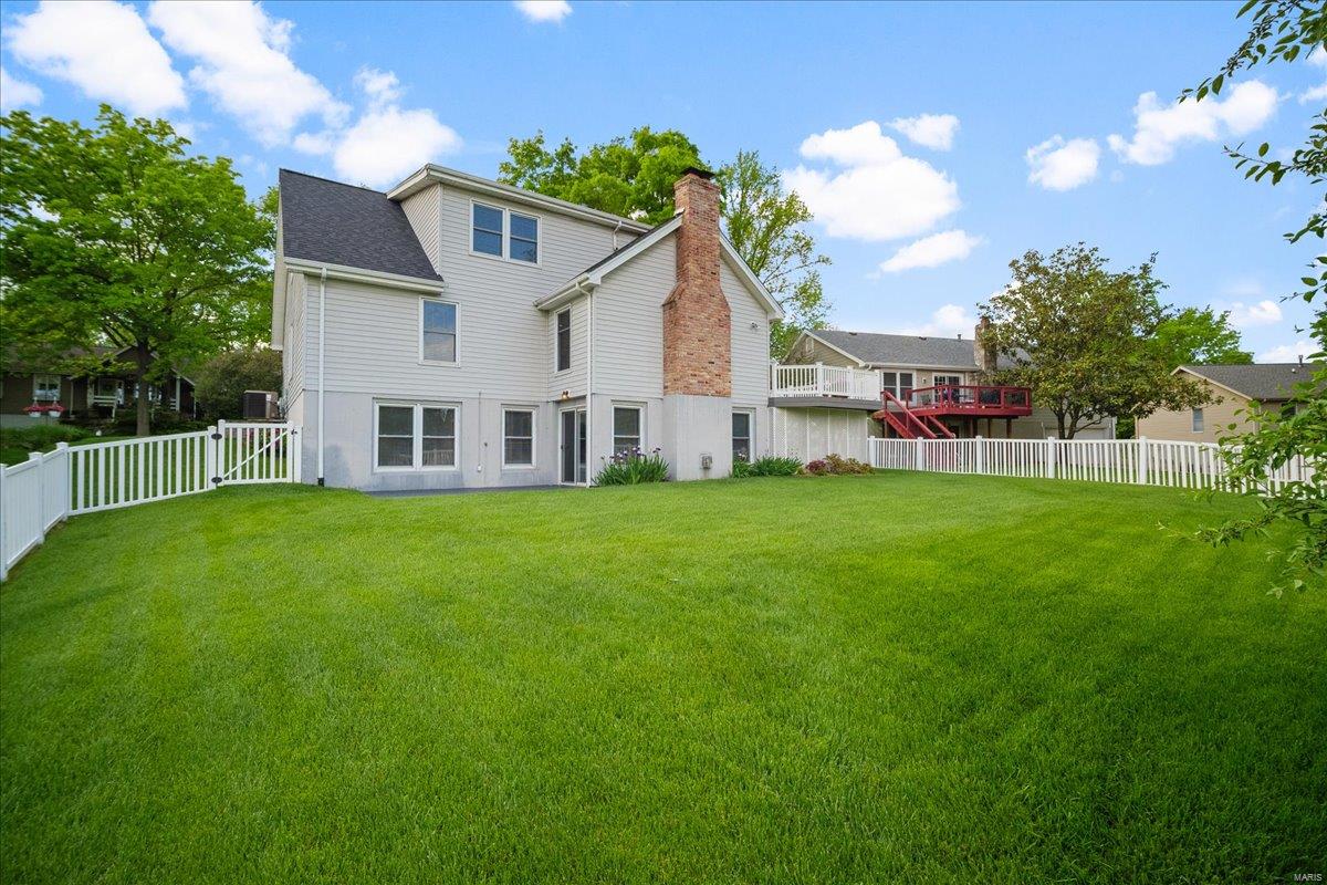 Ballwin, Missouri 63021, United States, 5 Bedrooms Bedrooms, ,4 BathroomsBathrooms,Residential,Pending,118262