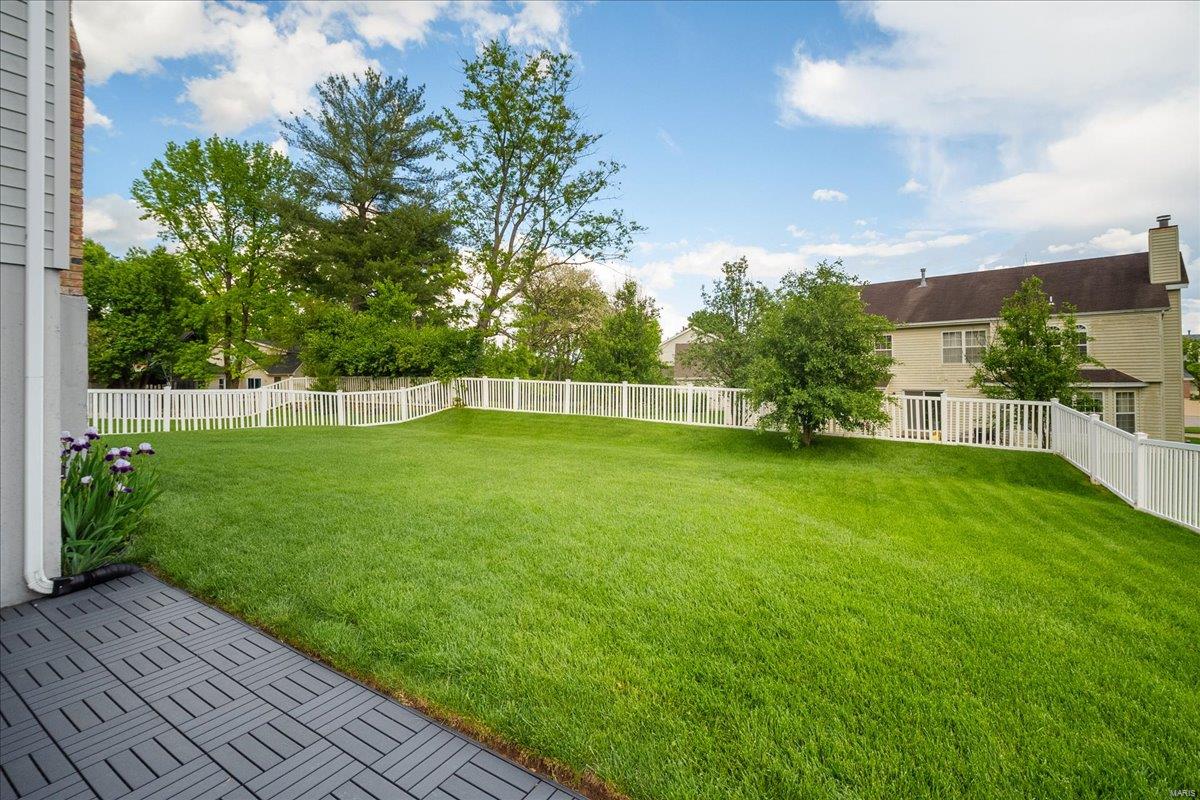 Ballwin, Missouri 63021, United States, 5 Bedrooms Bedrooms, ,4 BathroomsBathrooms,Residential,Pending,118262