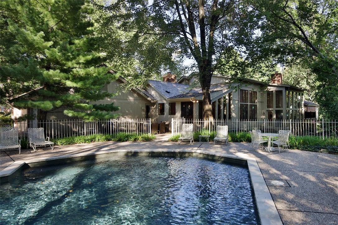 Frontenac Woods 1 - Residential