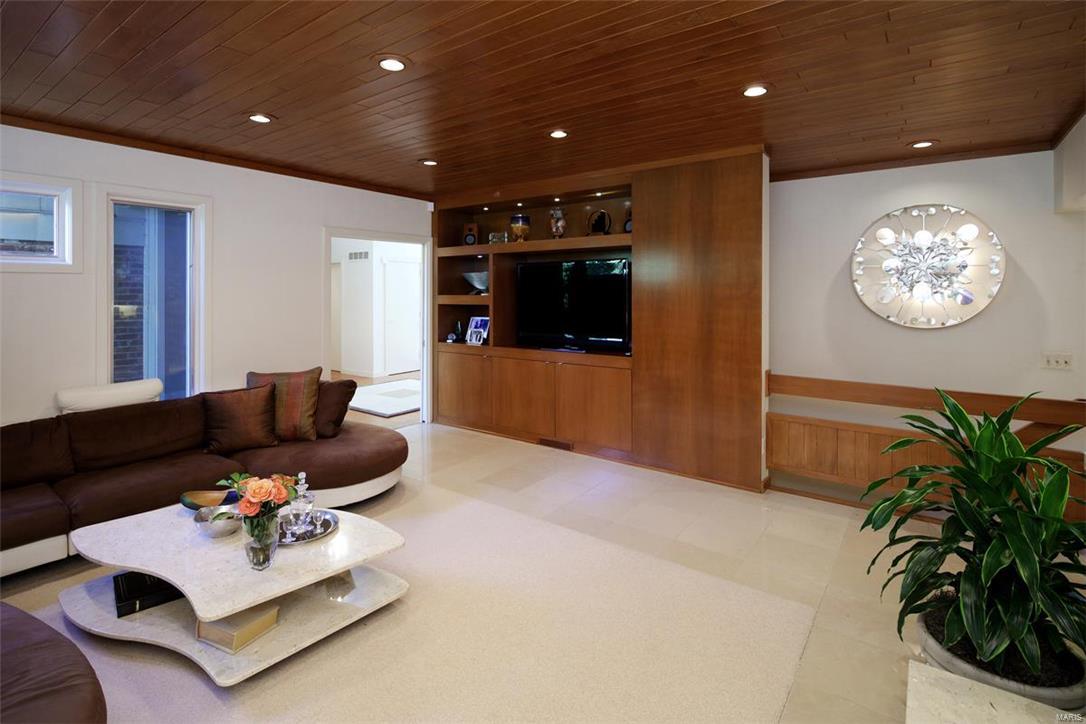 Frontenac Woods 1 - Residential