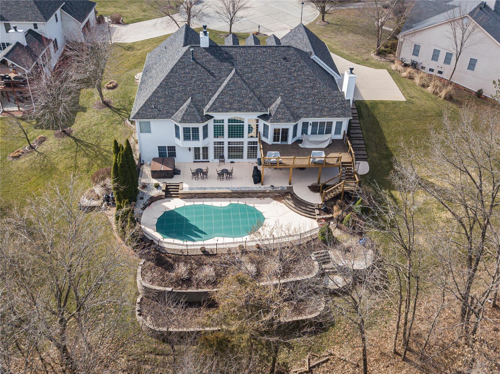 Hawk Ridge On The Green #2 - Residential