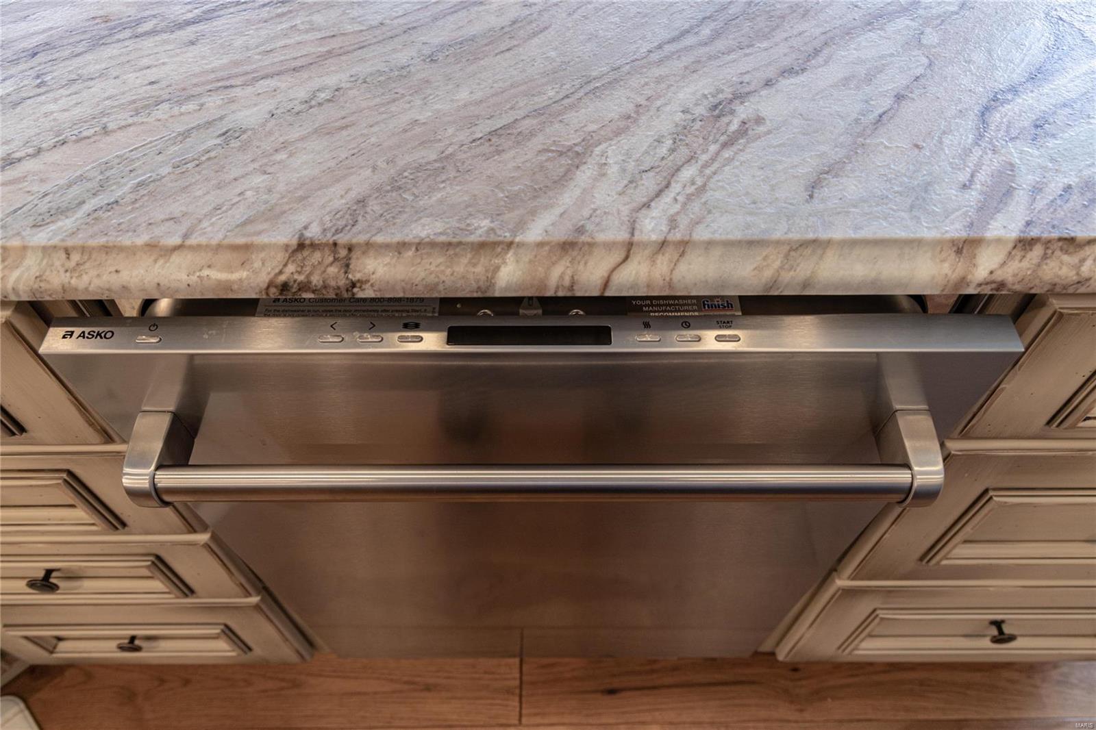 Hawk Ridge On The Green #2 - Residential