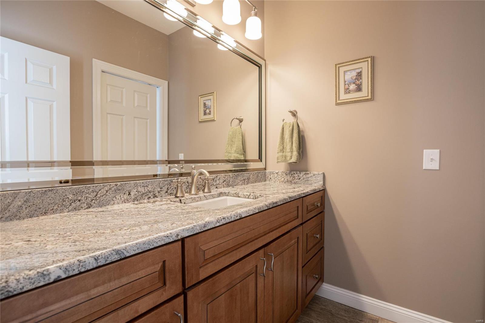 Hawk Ridge On The Green #2 - Residential