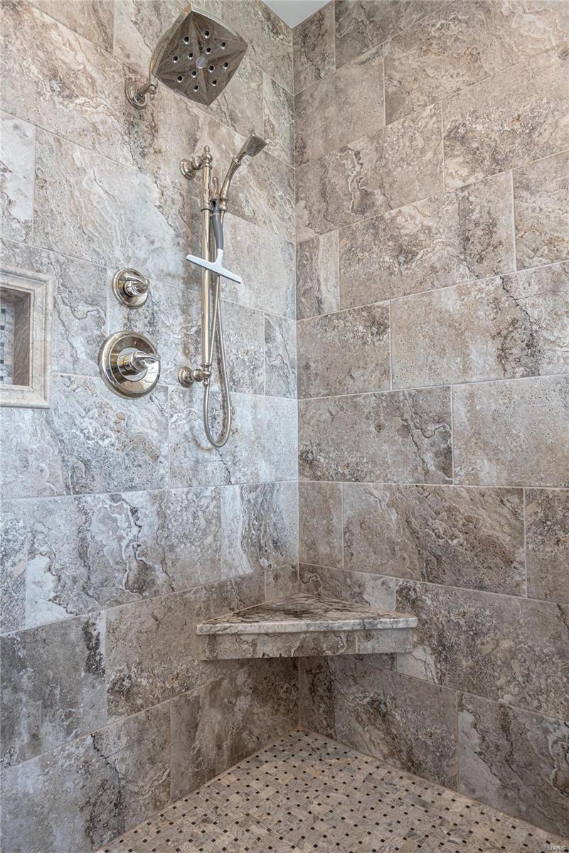 Hawk Ridge On The Green #2 - Residential