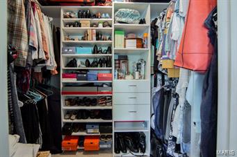 WINDMILL FOREST - Residential