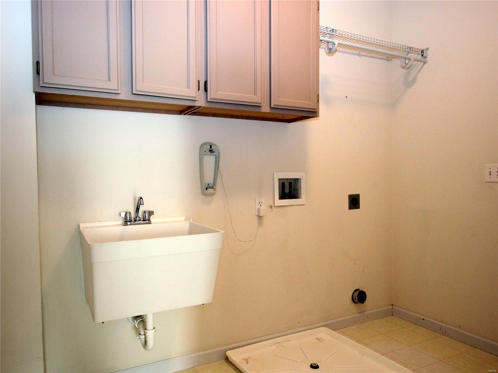 Manors At Orchard Glen - Residential