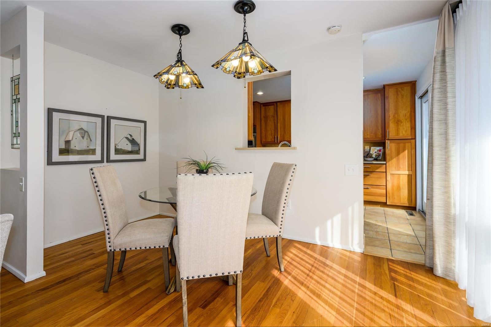 St Louis, Missouri 63132, United States, 3 Bedrooms Bedrooms, ,2 BathroomsBathrooms,Residential,Pending,91434