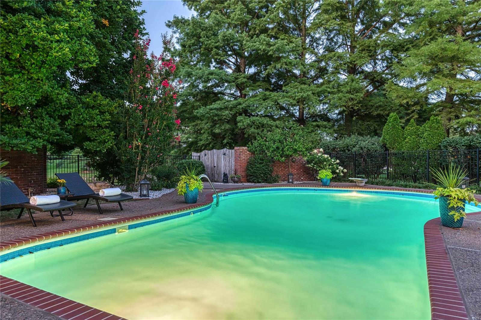 Strathmore 2 - Residential