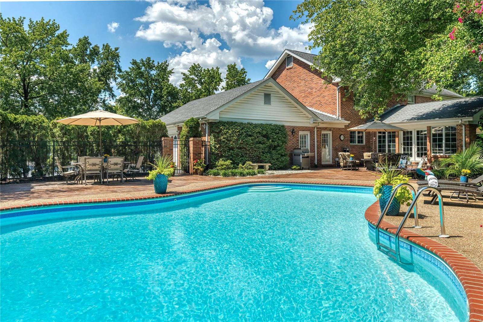 Strathmore 2 - Residential