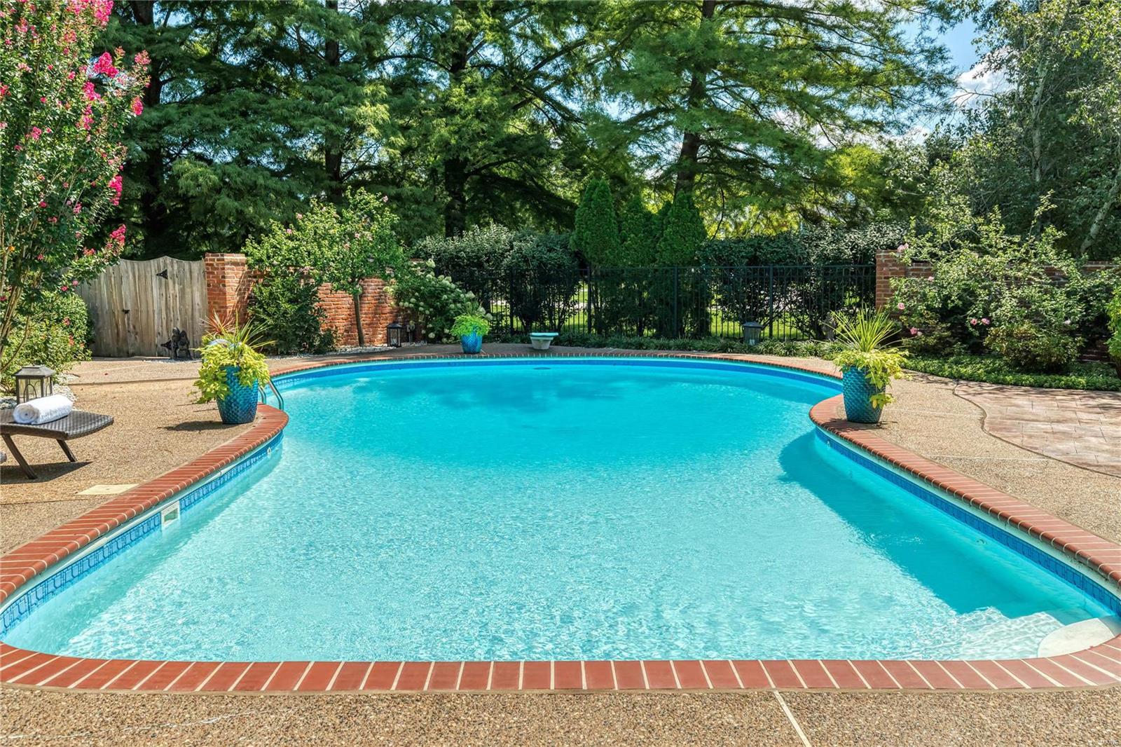 Strathmore 2 - Residential