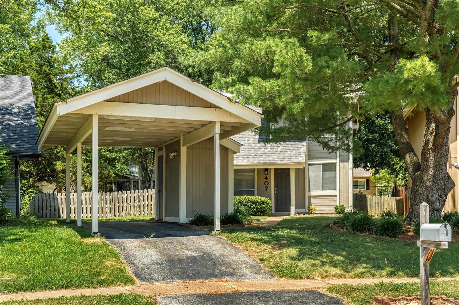 Rolling Hills Country Club Park Sec 4 - Residential