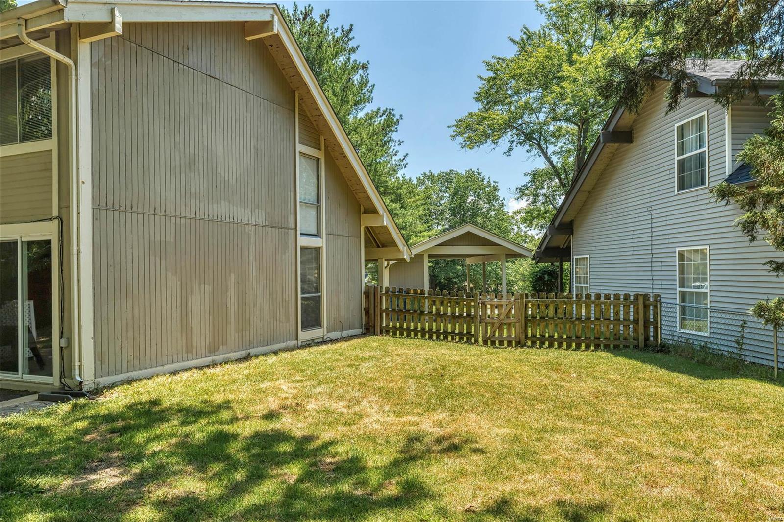 Rolling Hills Country Club Park Sec 4 - Residential