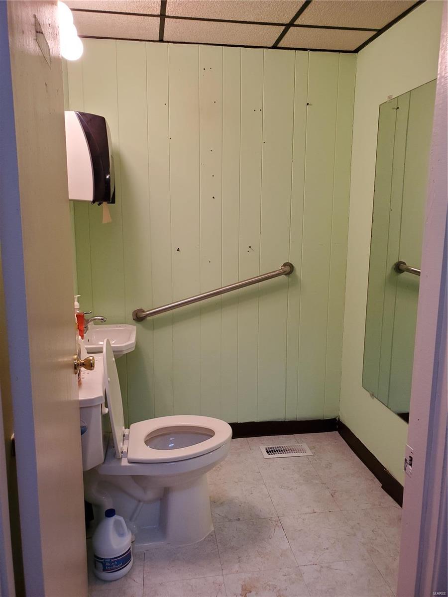 Boulevard Heights - Commercial Sale