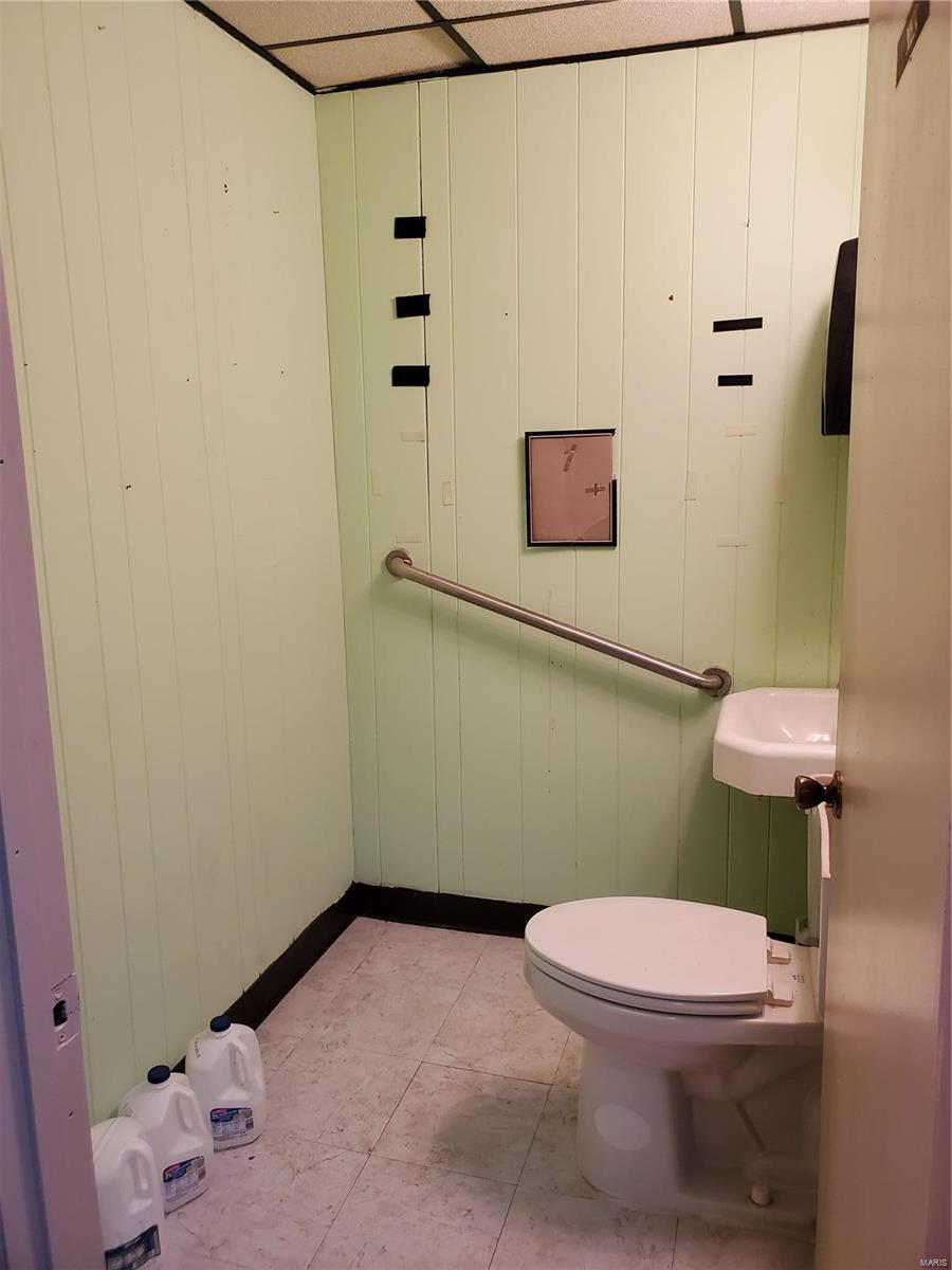 Boulevard Heights - Commercial Sale