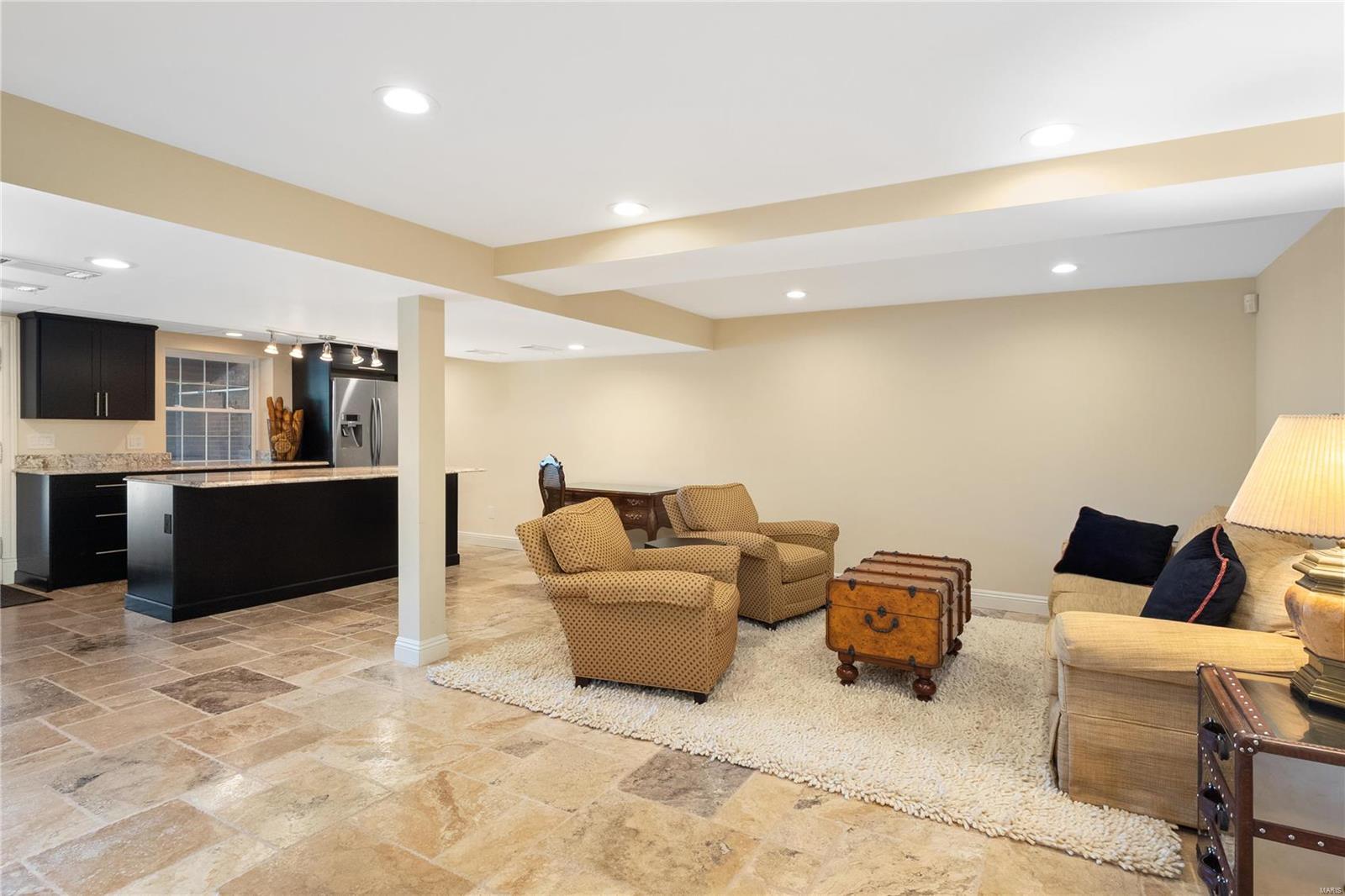 Ladue Pines - Residential