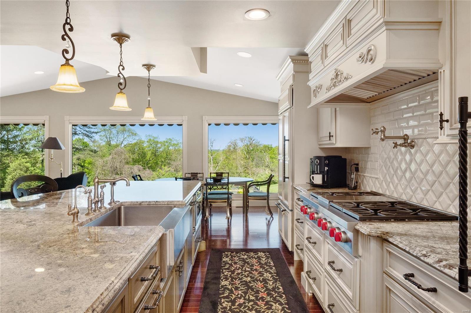 Ladue Pines - Residential