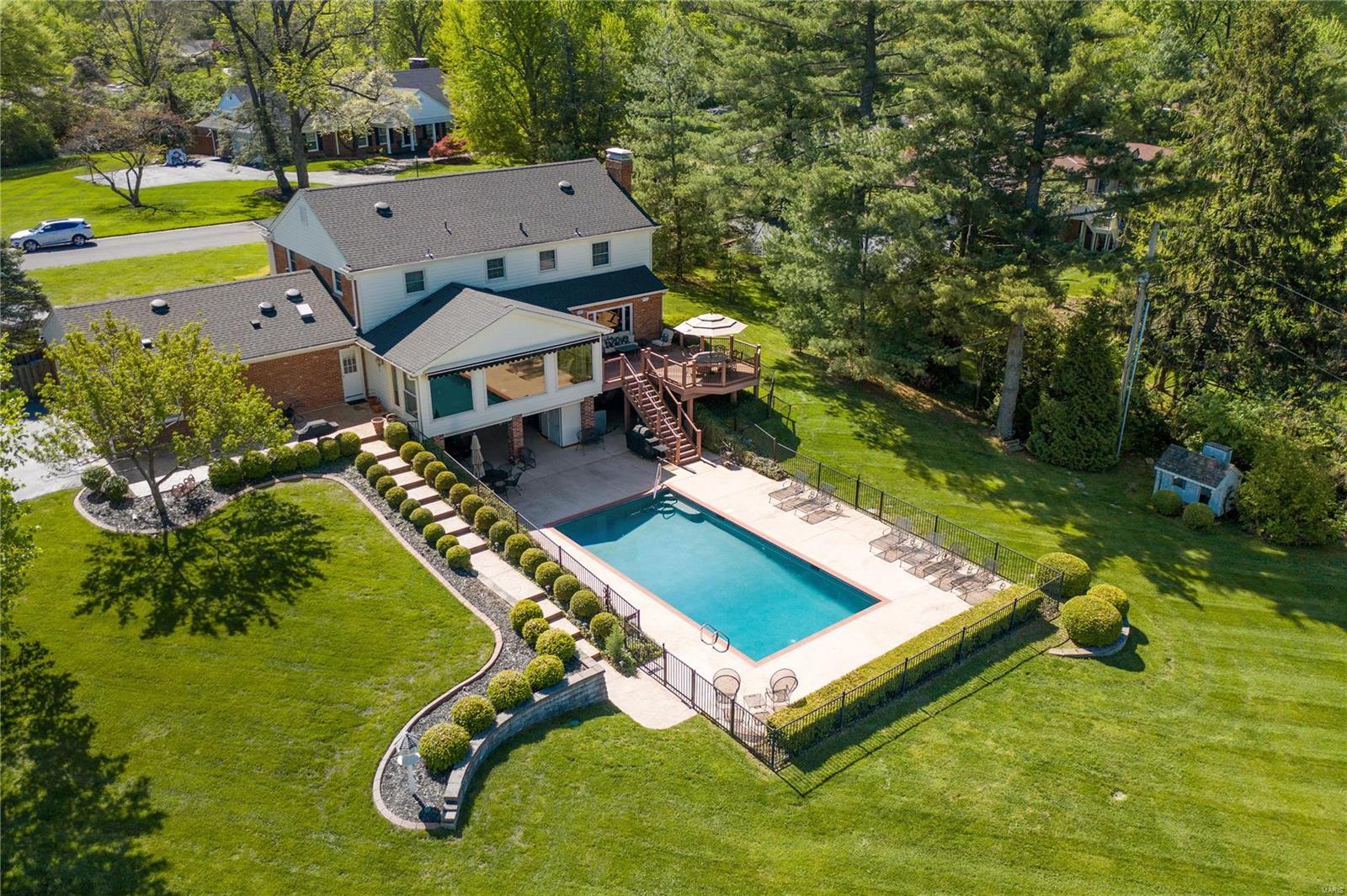 Ladue Pines - Residential