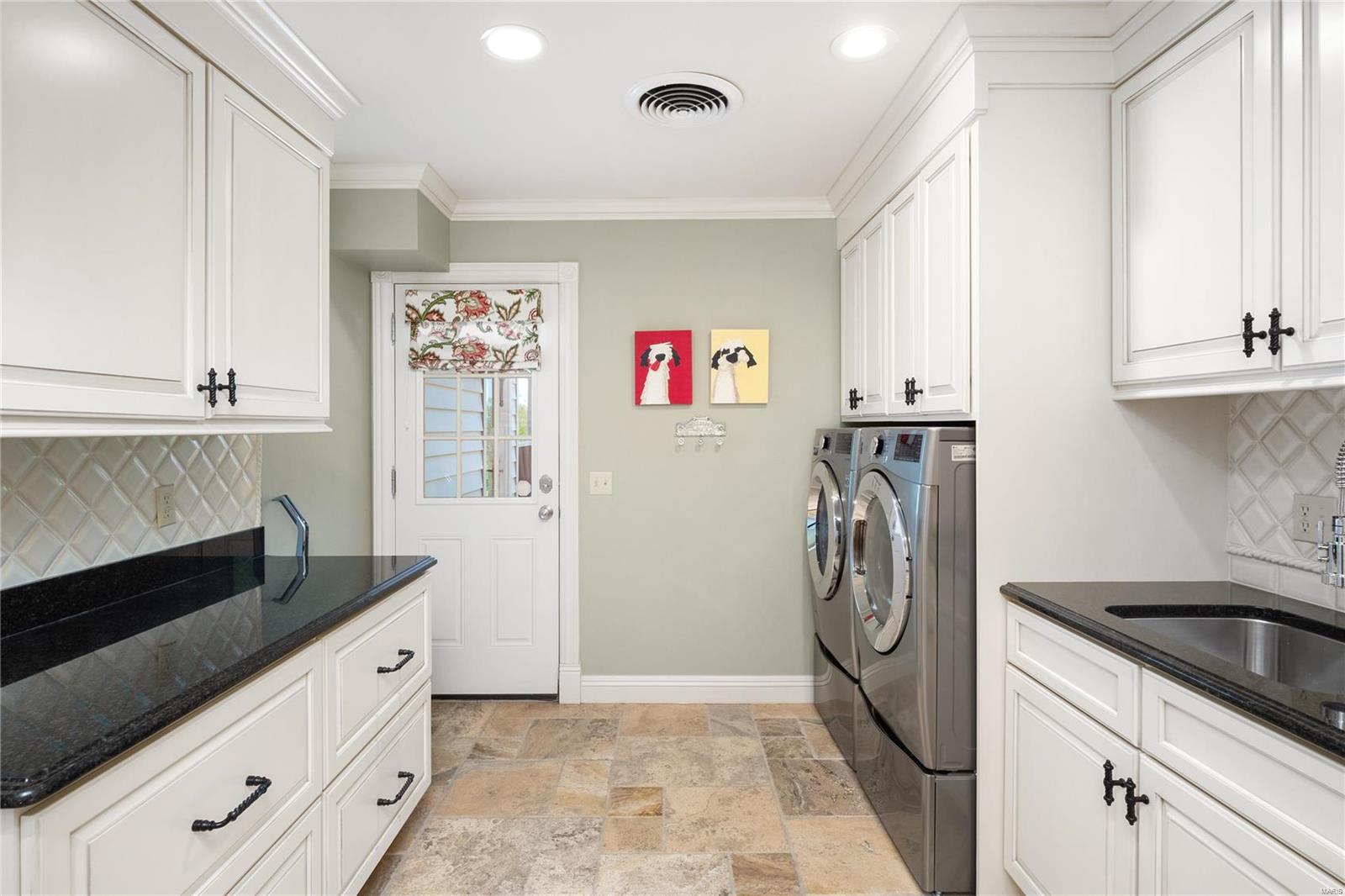 Ladue Pines - Residential