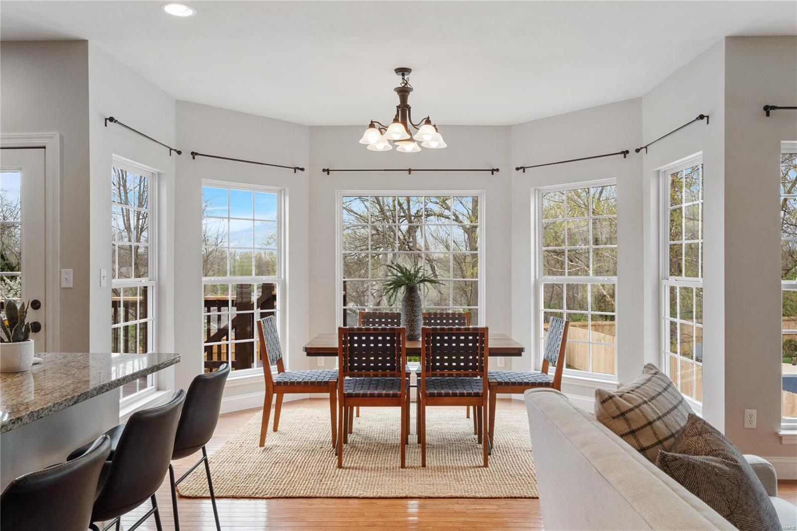 721 W Woodbine Ave - Residential