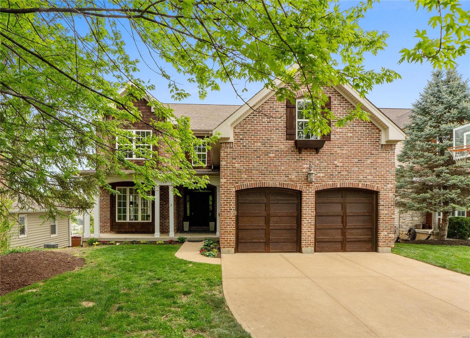 721 W Woodbine Ave - Residential