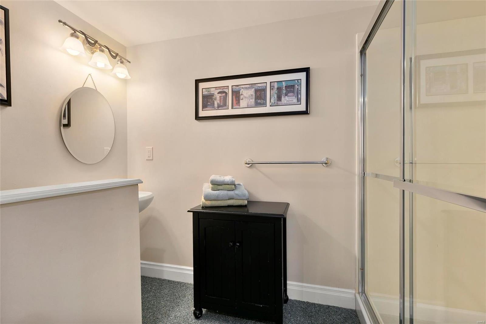 Ladue Grove Estates - Residential