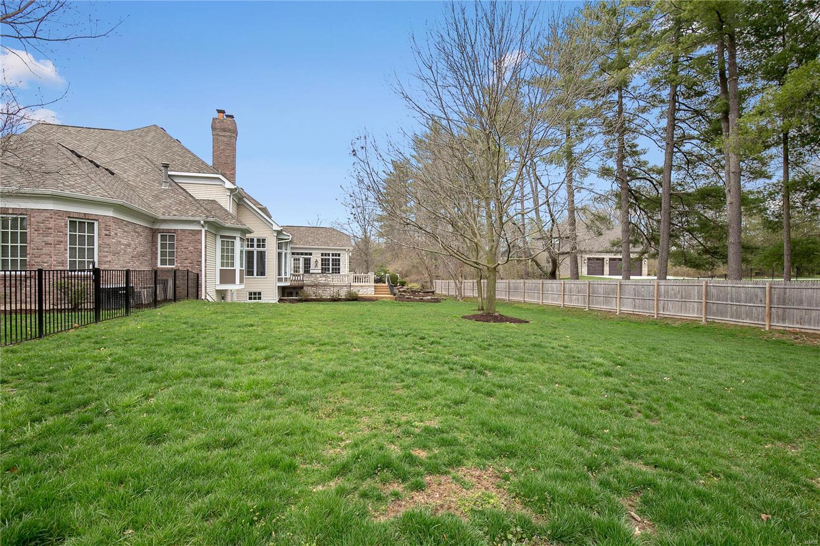 Ladue Grove Estates - Residential