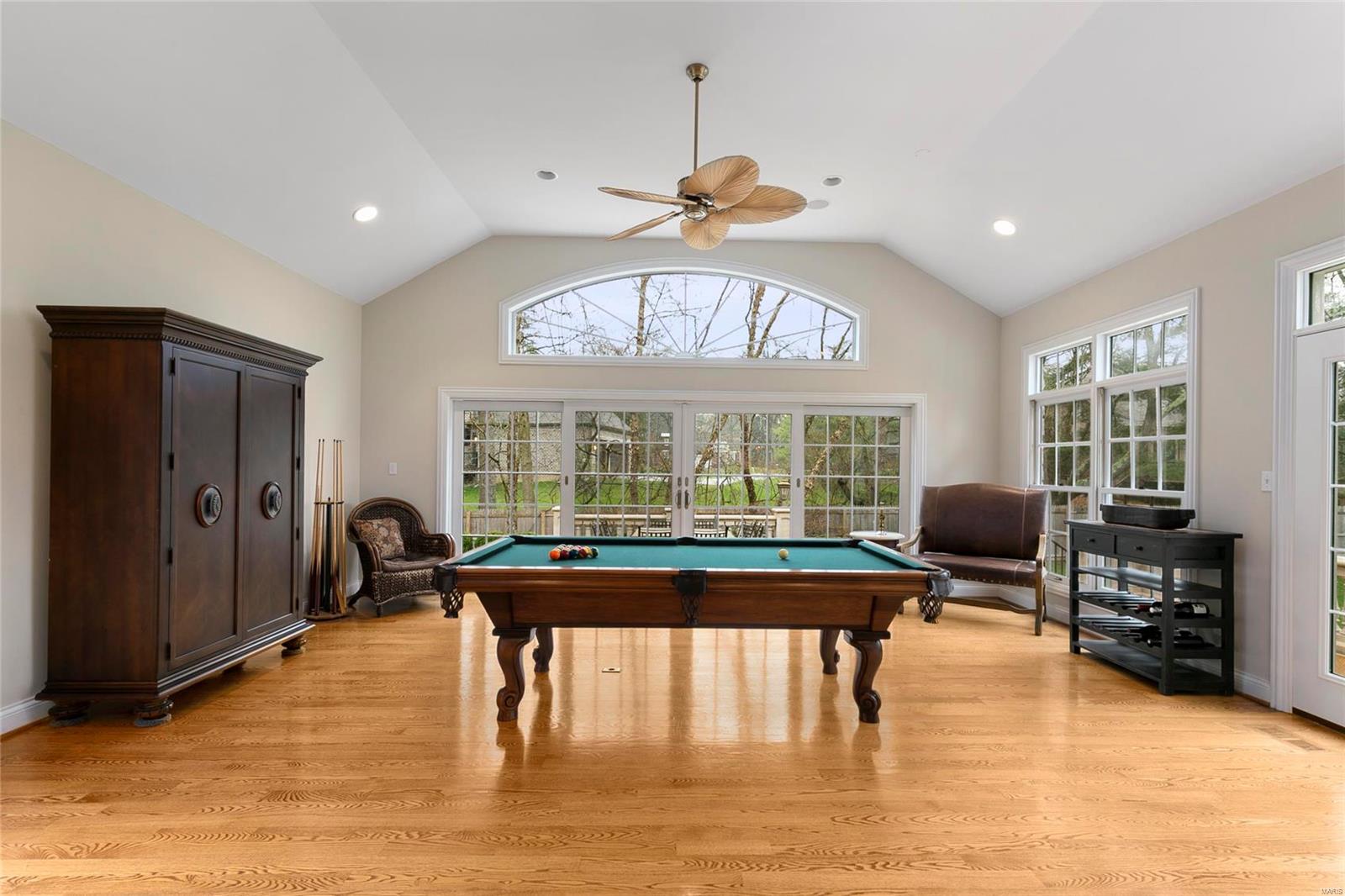 Ladue Grove Estates - Residential