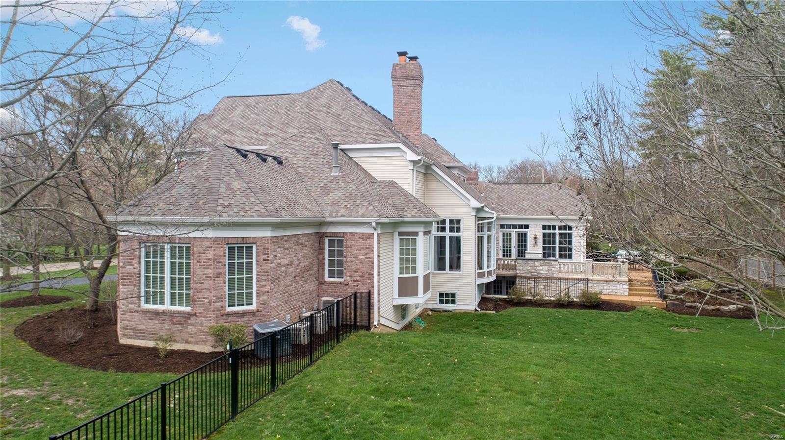 Ladue Grove Estates - Residential