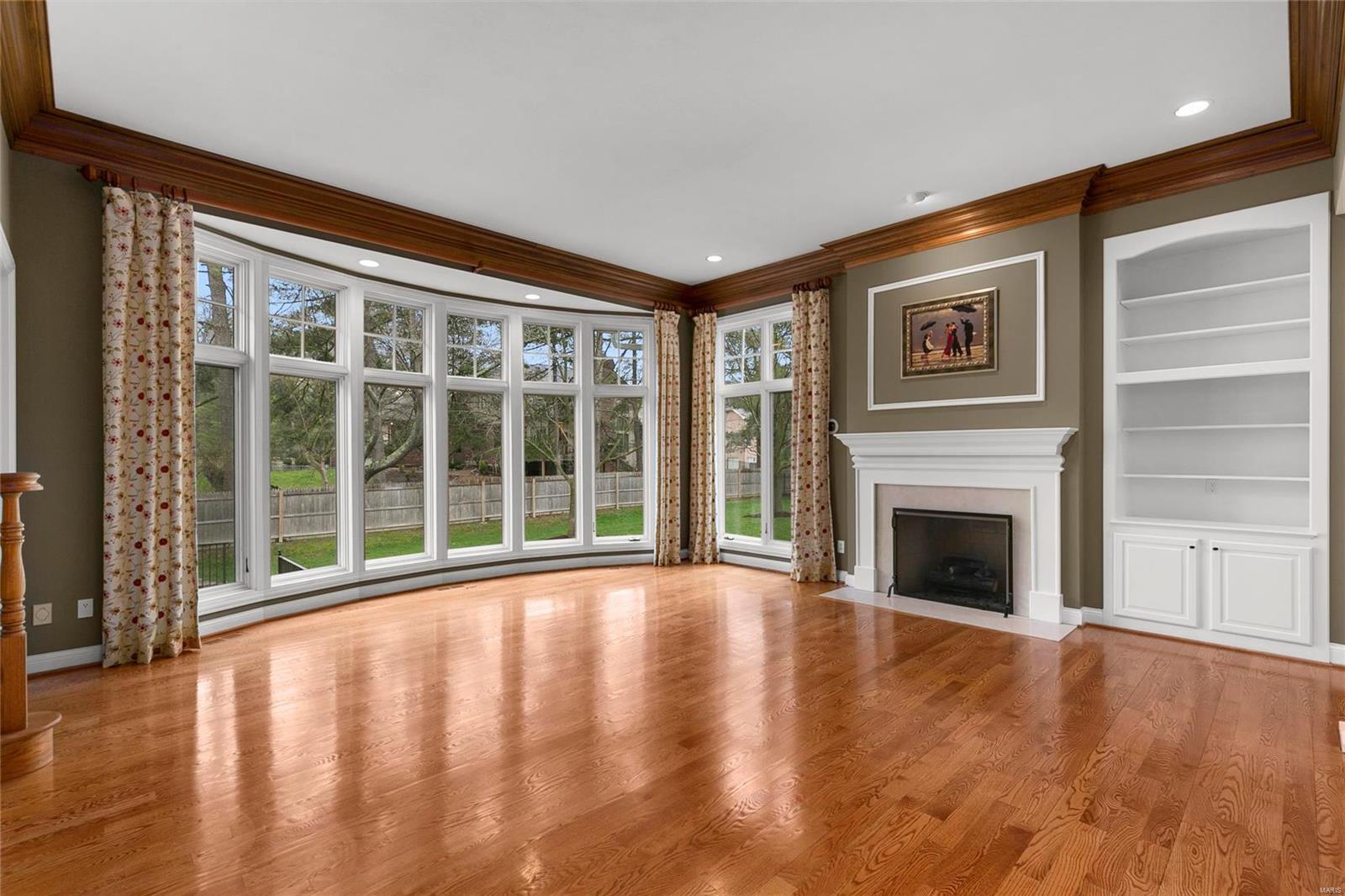 Ladue Grove Estates - Residential