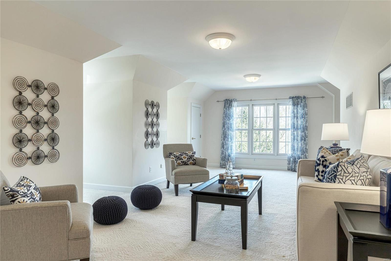 Summit At Wildhorse The - Residential