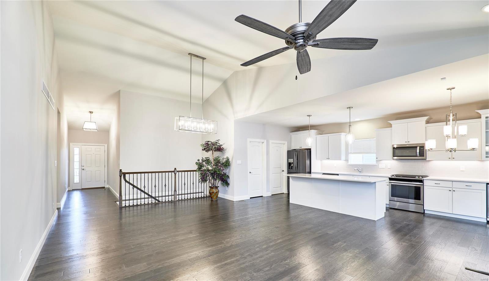 513 Upper Ridgepointe Court