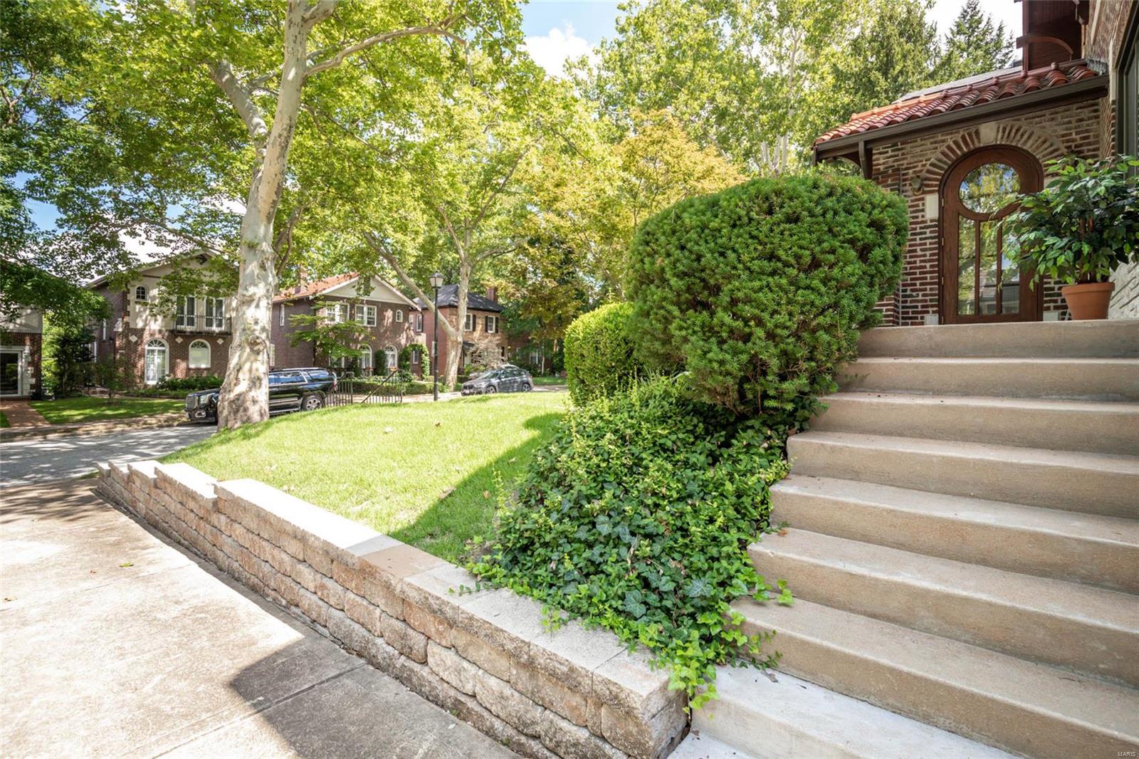 Forsyth Place - Residential