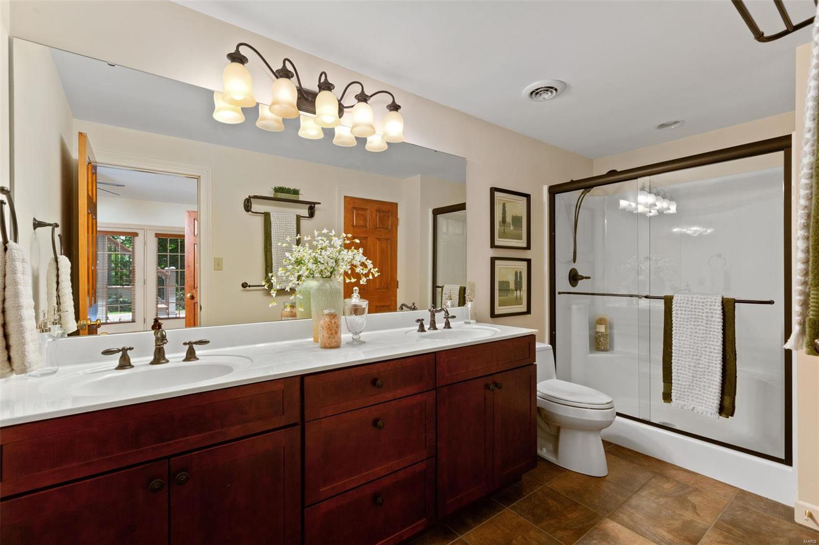 Three Sisters Farm 1 - Residential