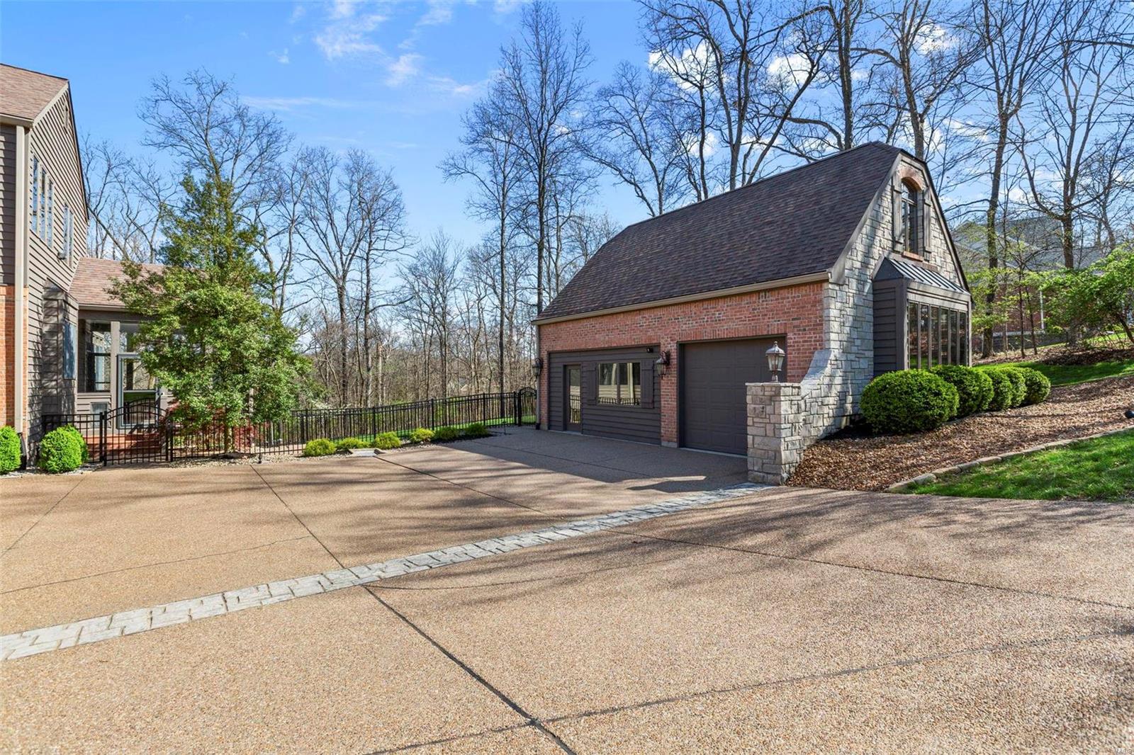 Three Sisters Farm 1 - Residential