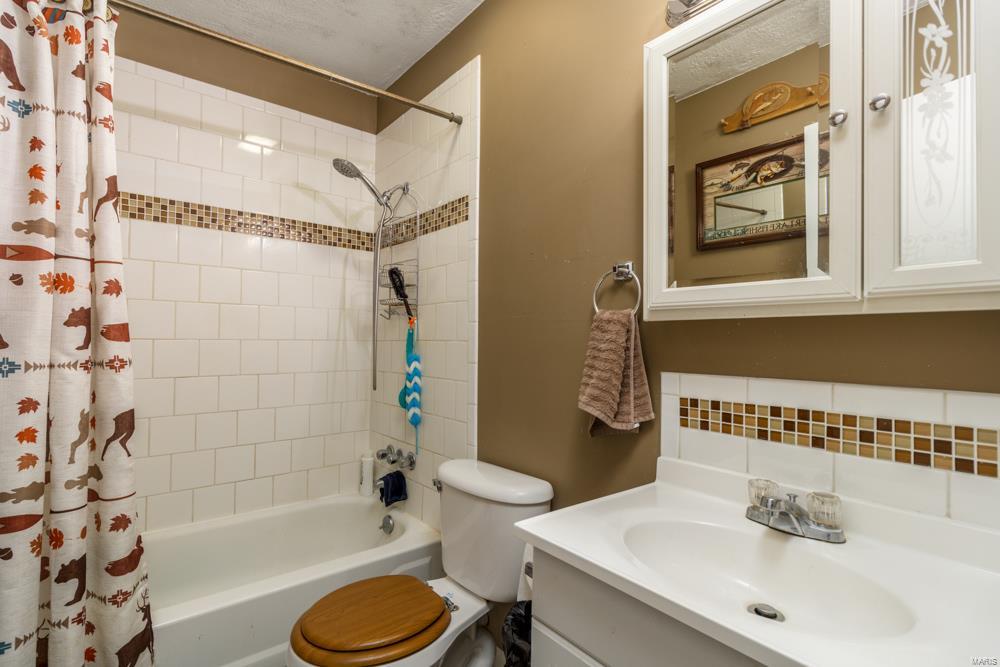 Lebanon Acreage - Residential