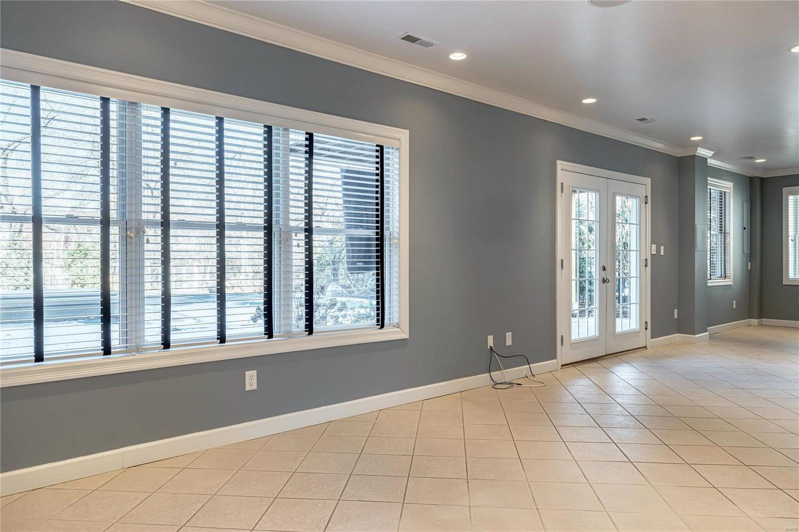 Forsyth Place Blk 2 Lt 6 Bdy Adj - Residential