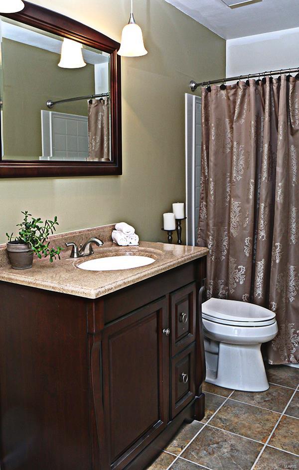 Round Hill - Residential