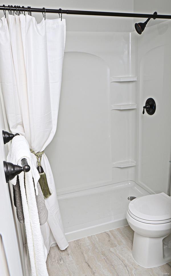 Round Hill - Residential