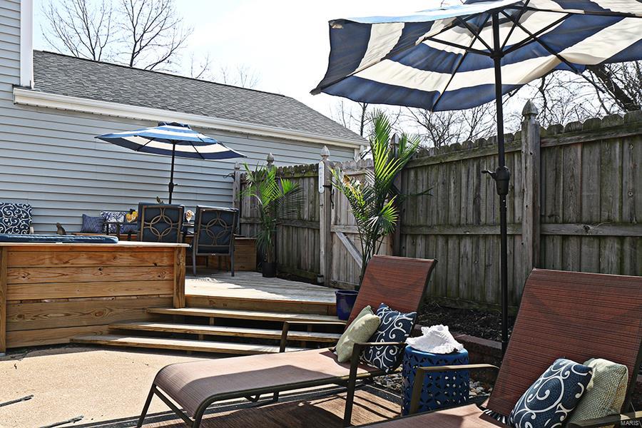 Round Hill - Residential