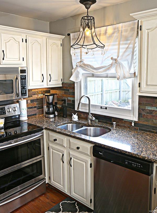 Round Hill - Residential