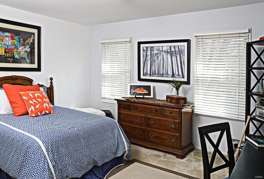 Round Hill - Residential