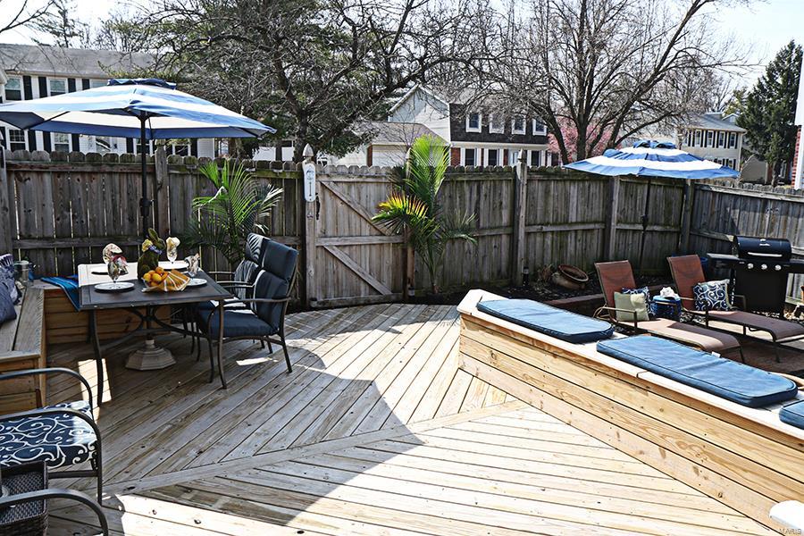 Round Hill - Residential