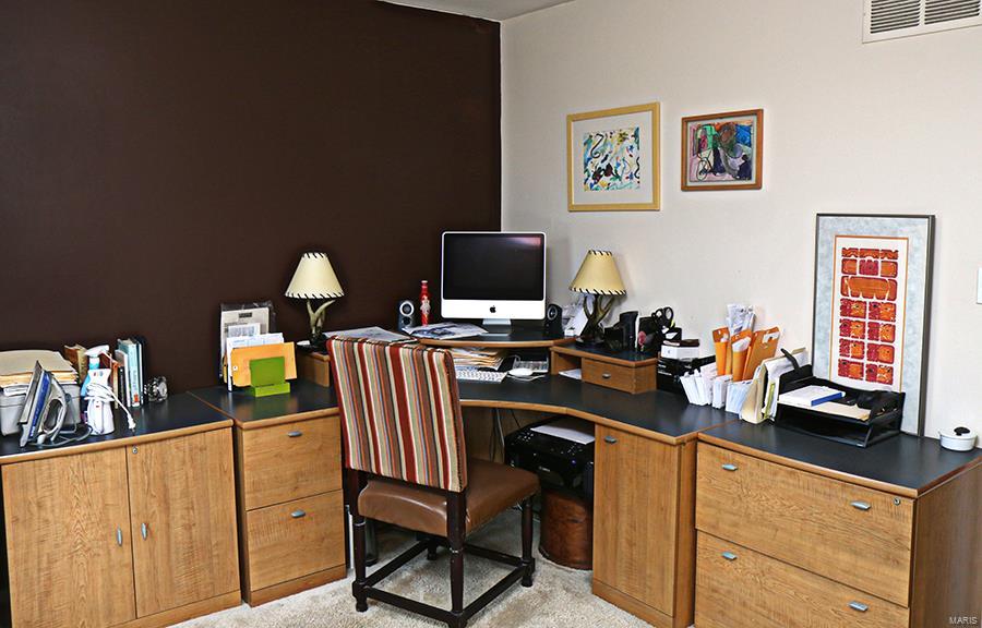 Round Hill - Residential