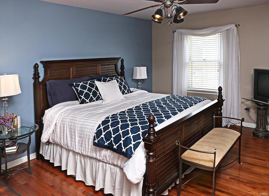 Round Hill - Residential