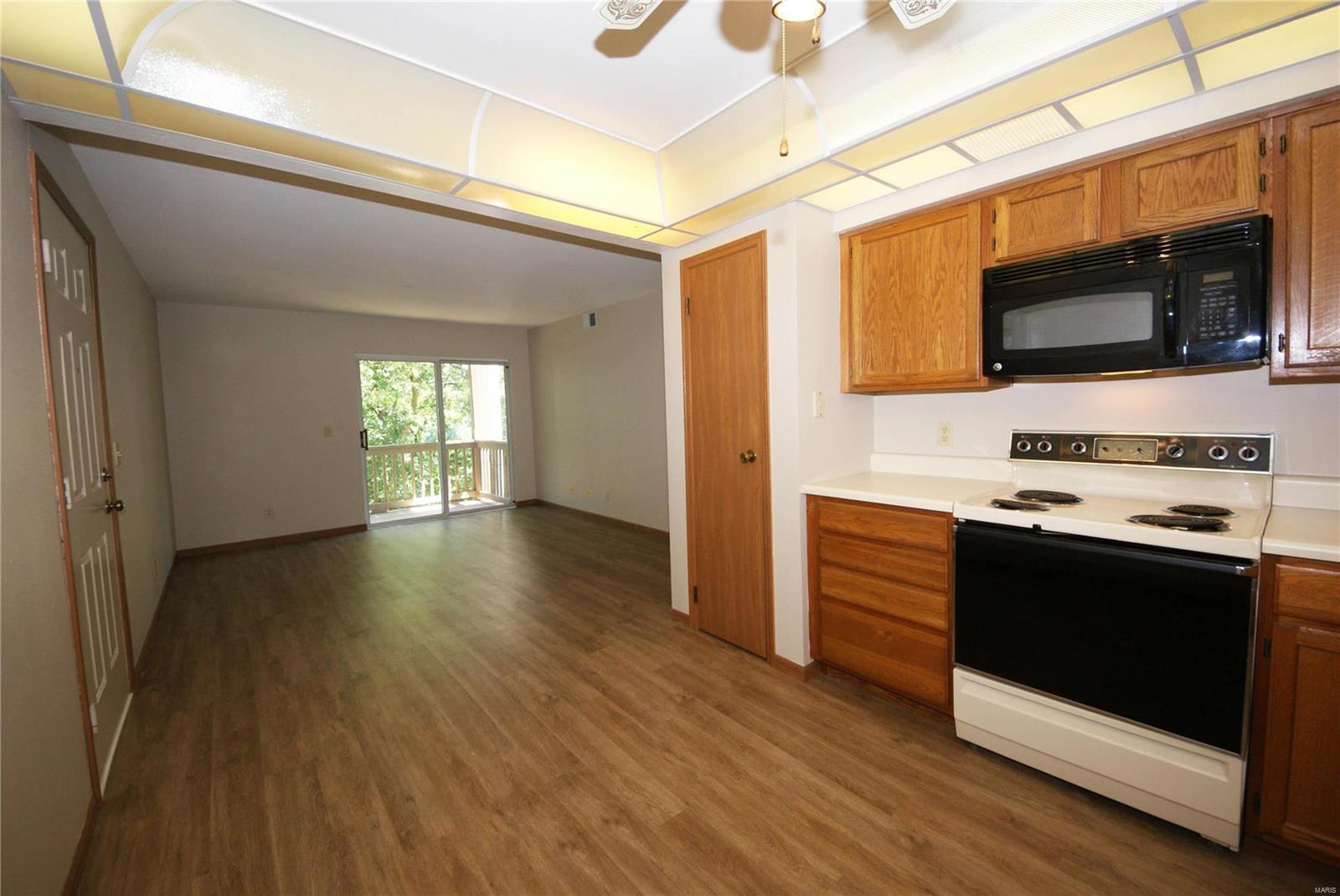 Treetop Condo Ph II - Residential