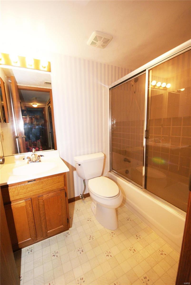 Treetop Condo Ph II - Residential